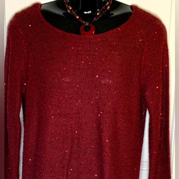 Women’s Faded Glory Maroon Sweater with Sequin & Sheer detail, XL (16-18), EUC - Picture 9 of 9
